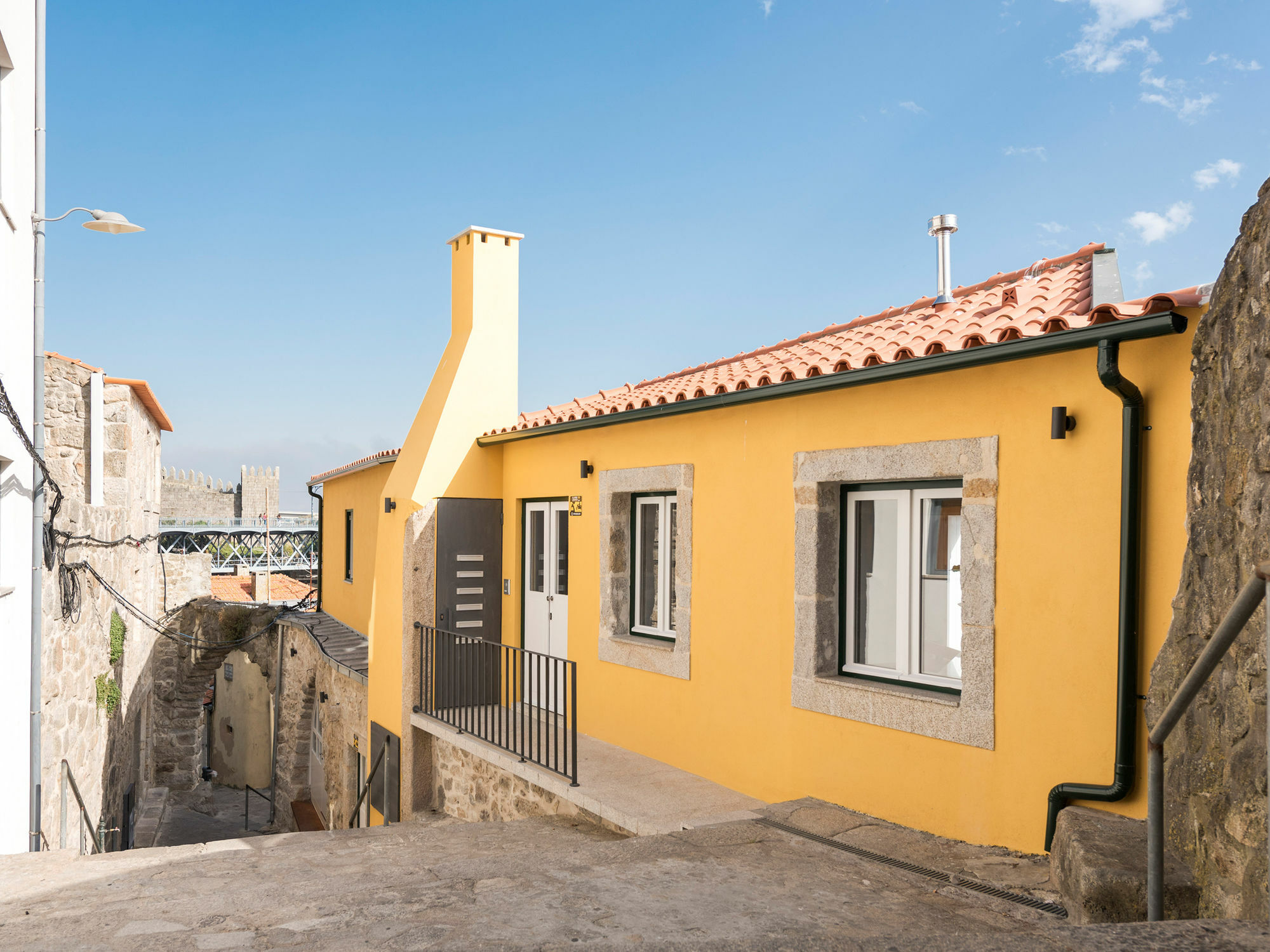 Arco Apartments Порто Екстериор снимка